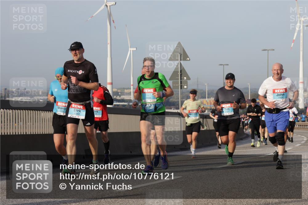 03.10.2026 - Köhlbrandbrückenlauf Yannick Fuchs http://msf.ph/oto/10776121 03.10.2026 09:42:11 Position 2 1262, 2343, 080, 3900, 2227, 1454 meine-sportfotos.de