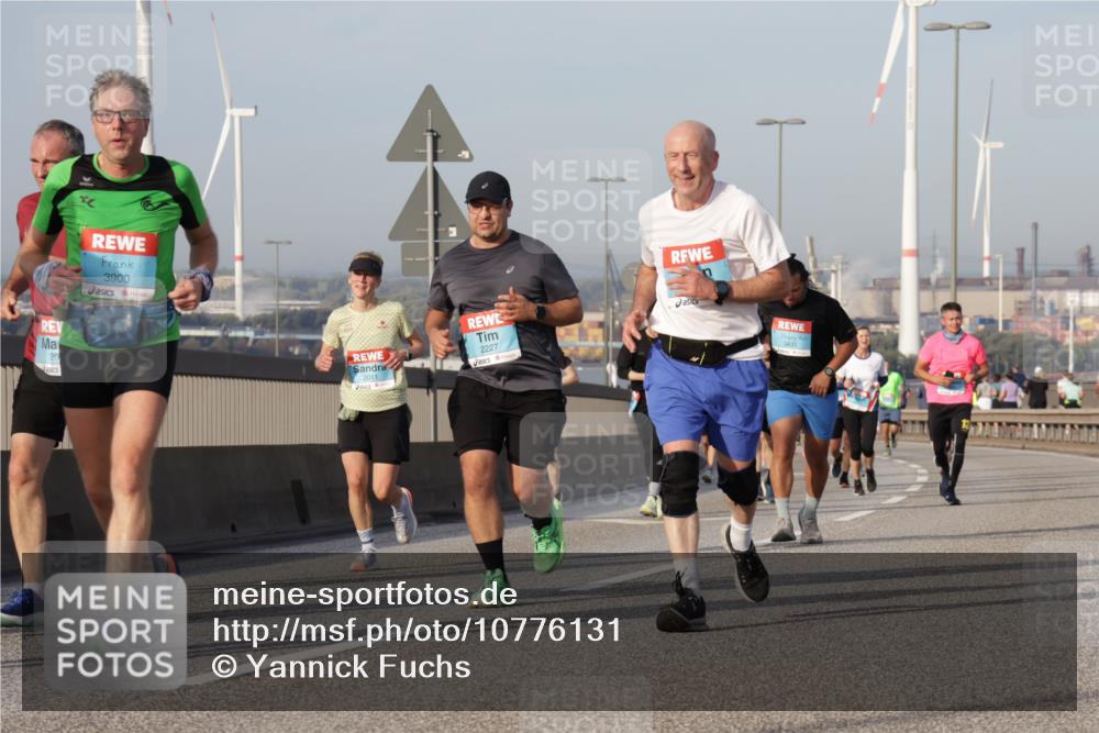 03.10.2026 - Köhlbrandbrückenlauf Yannick Fuchs http://msf.ph/oto/10776131 03.10.2026 09:42:12 Position 2 20, 3900, 2227 meine-sportfotos.de