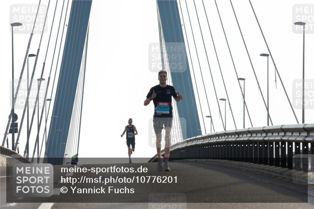 03.10.2026 - Köhlbrandbrückenlauf Yannick Fuchs http://msf.ph/oto/10776201 03.10.2026 09:16:55 Position 1  meine-sportfotos.de