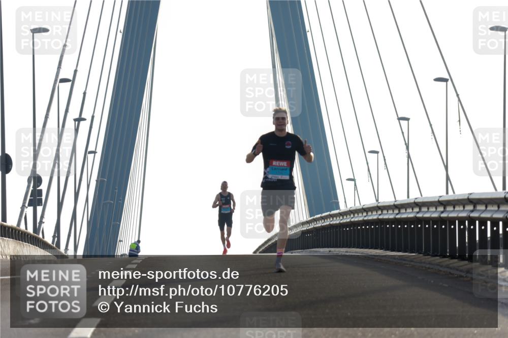 03.10.2026 - Köhlbrandbrückenlauf Yannick Fuchs http://msf.ph/oto/10776205 03.10.2026 09:16:55 Position 1  meine-sportfotos.de