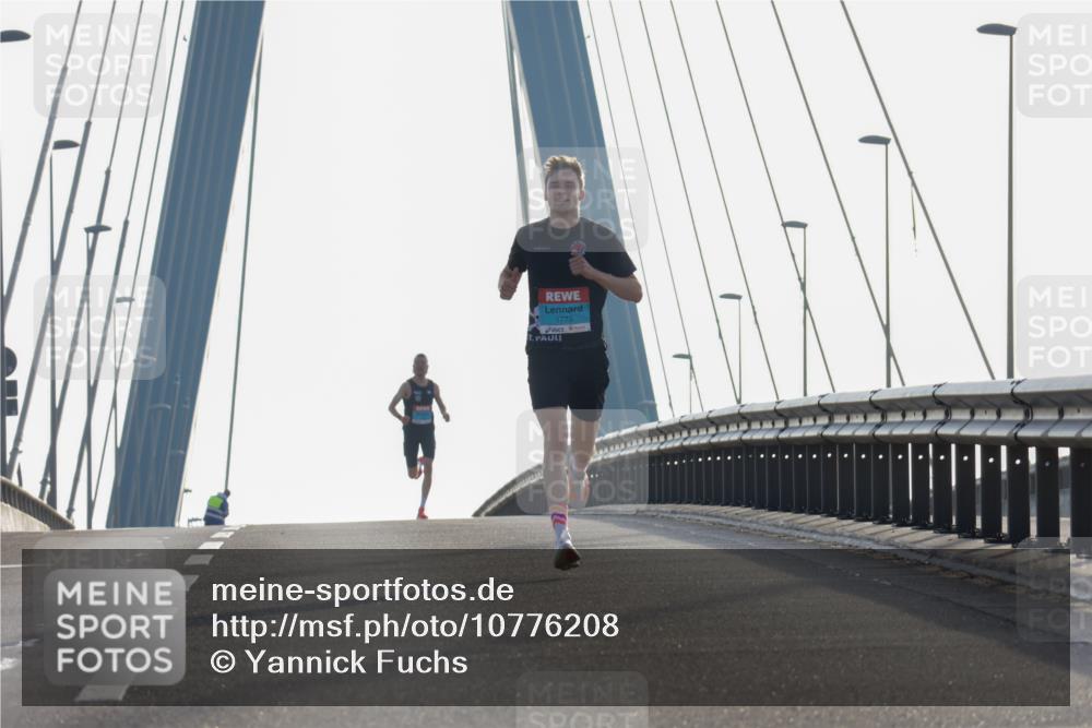 03.10.2026 - Köhlbrandbrückenlauf Yannick Fuchs http://msf.ph/oto/10776208 03.10.2026 09:16:56 Position 1 1773 meine-sportfotos.de