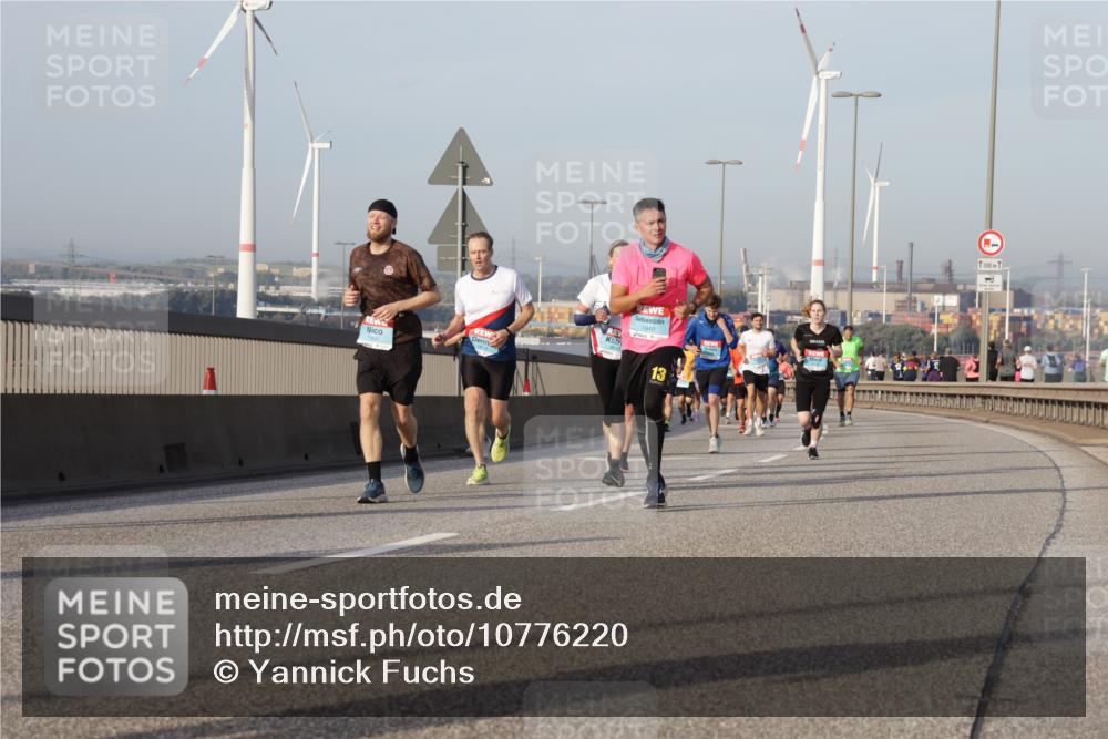03.10.2026 - Köhlbrandbrückenlauf Yannick Fuchs http://msf.ph/oto/10776220 03.10.2026 09:42:18 Position 2  meine-sportfotos.de
