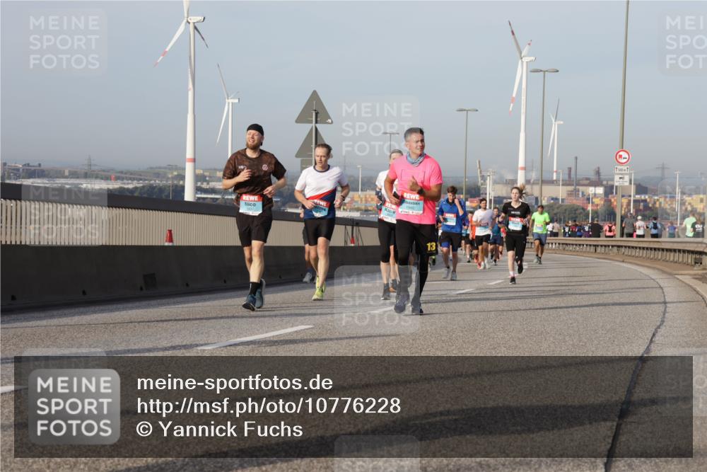 03.10.2026 - Köhlbrandbrückenlauf Yannick Fuchs http://msf.ph/oto/10776228 03.10.2026 09:42:19 Position 2 1940, 13, 500 meine-sportfotos.de