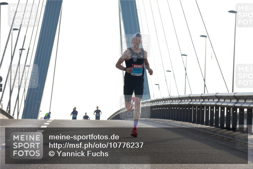 03.10.2026 - Köhlbrandbrückenlauf Yannick Fuchs http://msf.ph/oto/10776237 03.10.2026 09:17:07 Position 1 1508 meine-sportfotos.de