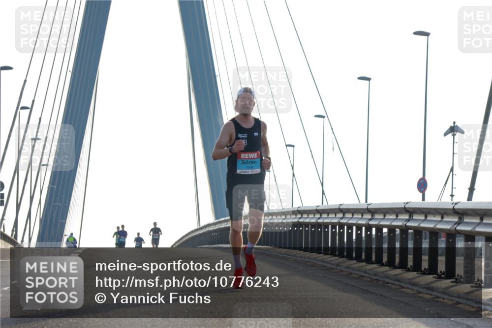 03.10.2026 - Köhlbrandbrückenlauf Yannick Fuchs http://msf.ph/oto/10776243 03.10.2026 09:17:09 Position 1 1508 meine-sportfotos.de