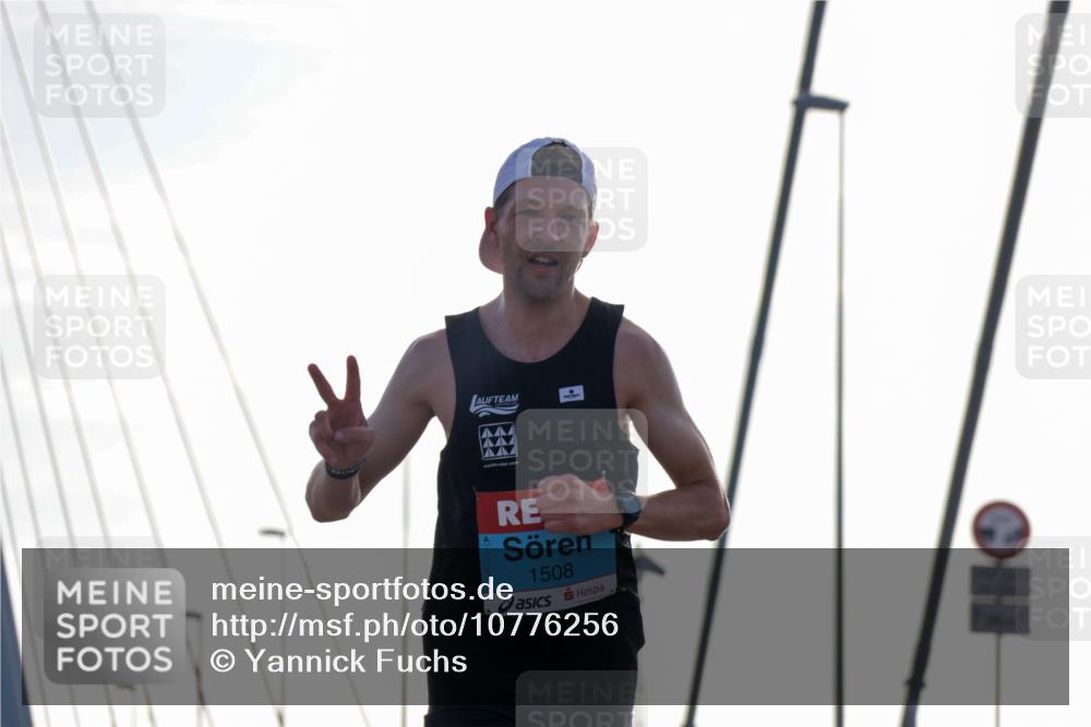 03.10.2026 - Köhlbrandbrückenlauf Yannick Fuchs http://msf.ph/oto/10776256 03.10.2026 09:17:11 Position 1 1508 meine-sportfotos.de