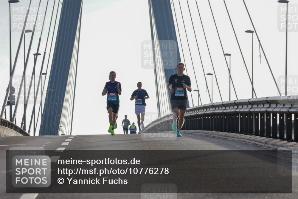 03.10.2026 - Köhlbrandbrückenlauf Yannick Fuchs http://msf.ph/oto/10776278 03.10.2026 09:17:25 Position 1  meine-sportfotos.de