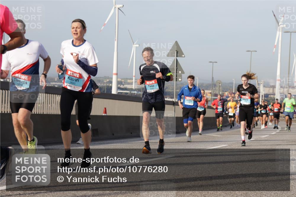 03.10.2026 - Köhlbrandbrückenlauf Yannick Fuchs http://msf.ph/oto/10776280 03.10.2026 09:42:22 Position 2 1618, 1620, 1645 meine-sportfotos.de