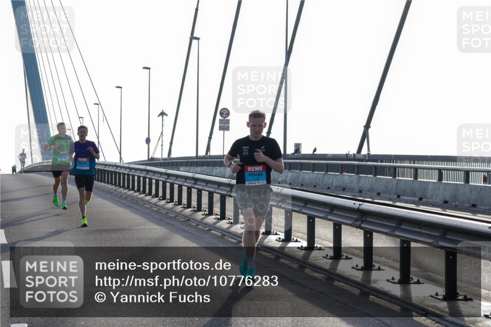03.10.2026 - Köhlbrandbrückenlauf Yannick Fuchs http://msf.ph/oto/10776283 03.10.2026 09:17:33 Position 1 2026, 2106 meine-sportfotos.de
