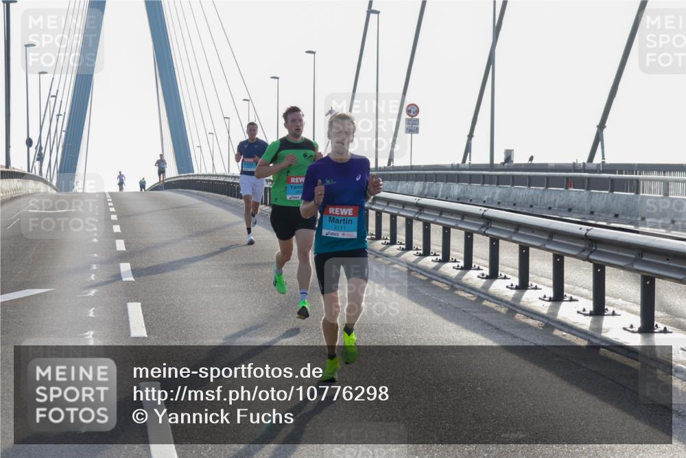 03.10.2026 - Köhlbrandbrückenlauf Yannick Fuchs http://msf.ph/oto/10776298 03.10.2026 09:17:36 Position 1 2111 meine-sportfotos.de