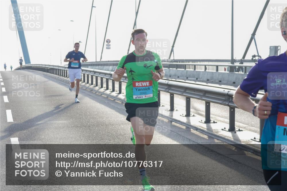 03.10.2026 - Köhlbrandbrückenlauf Yannick Fuchs http://msf.ph/oto/10776317 03.10.2026 09:17:38 Position 1 2043 meine-sportfotos.de