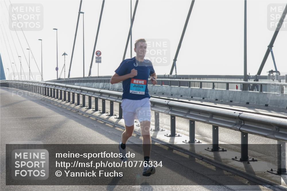 03.10.2026 - Köhlbrandbrückenlauf Yannick Fuchs http://msf.ph/oto/10776334 03.10.2026 09:17:40 Position 1 2131 meine-sportfotos.de