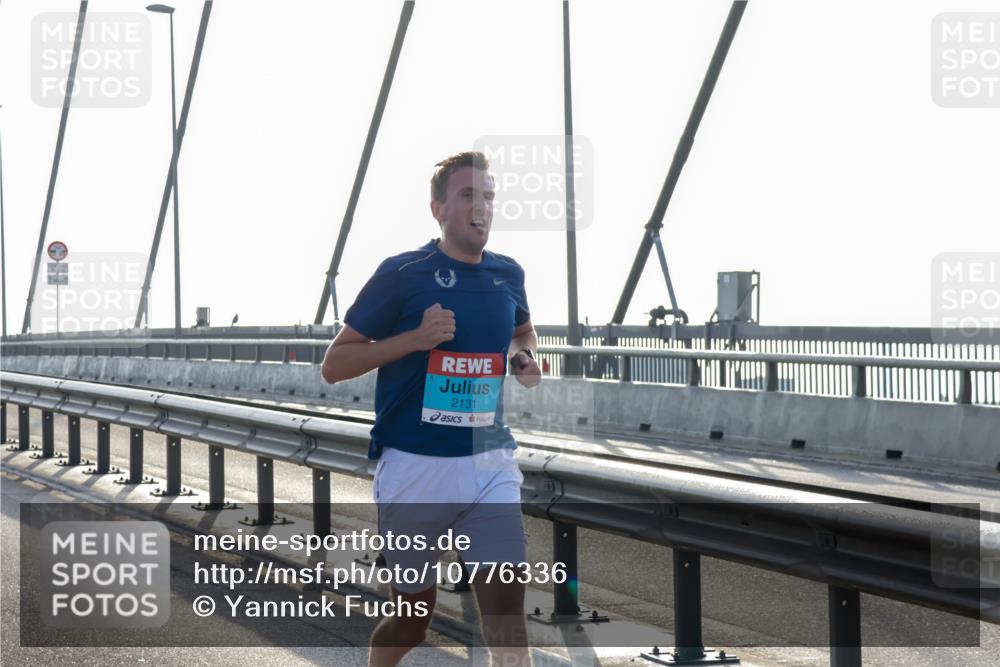 03.10.2026 - Köhlbrandbrückenlauf Yannick Fuchs http://msf.ph/oto/10776336 03.10.2026 09:17:40 Position 1 2131 meine-sportfotos.de
