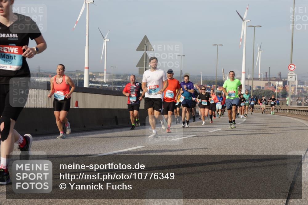 03.10.2026 - Köhlbrandbrückenlauf Yannick Fuchs http://msf.ph/oto/10776349 03.10.2026 09:42:27 Position 2 1422, 3141, 500 meine-sportfotos.de