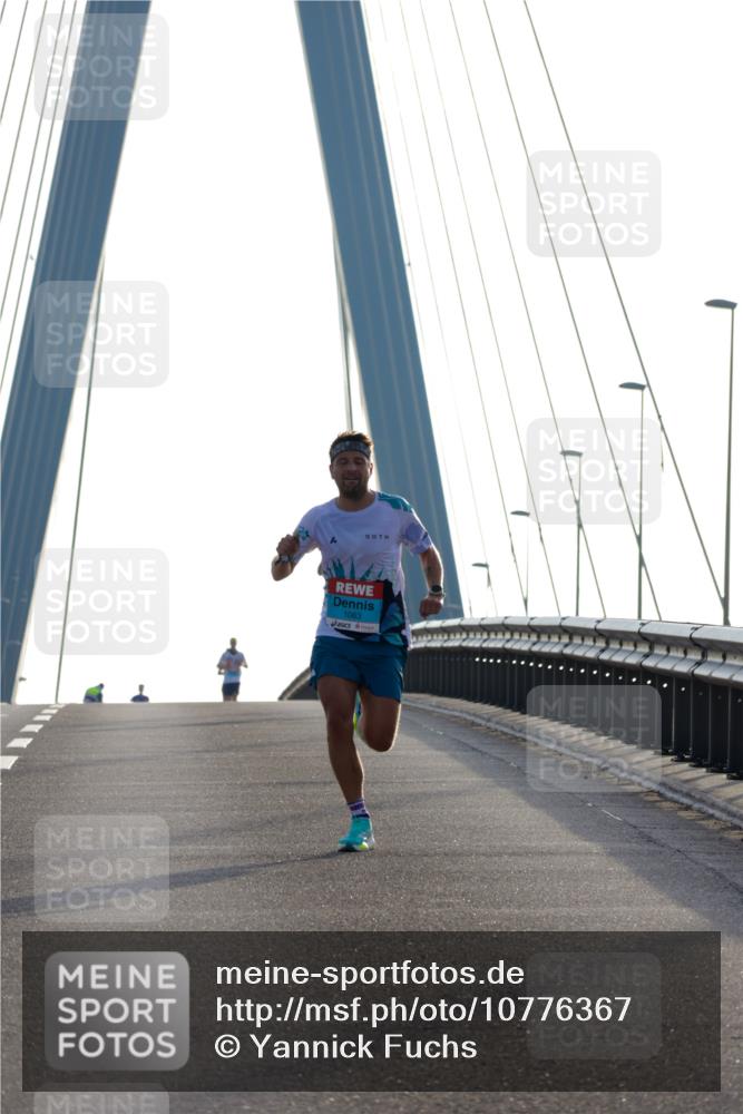 03.10.2026 - Köhlbrandbrückenlauf Yannick Fuchs http://msf.ph/oto/10776367 03.10.2026 09:18:01 Position 1 1063 meine-sportfotos.de