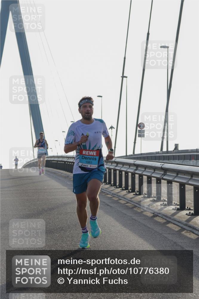 03.10.2026 - Köhlbrandbrückenlauf Yannick Fuchs http://msf.ph/oto/10776380 03.10.2026 09:18:05 Position 1 1063 meine-sportfotos.de