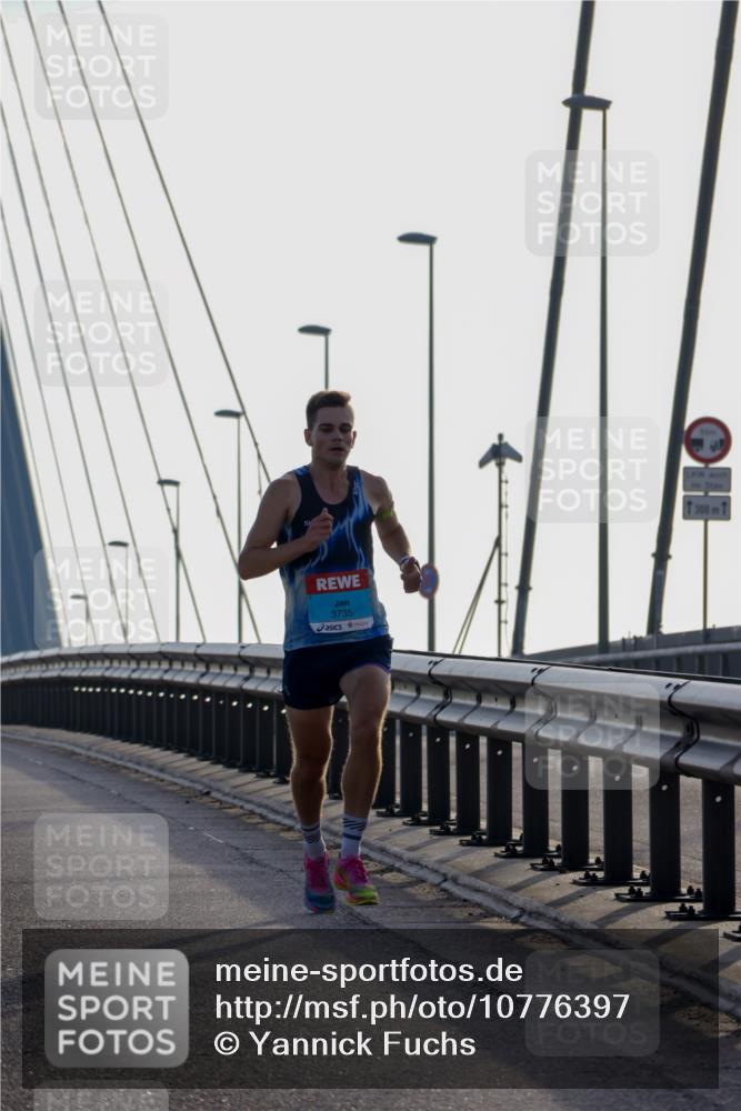 03.10.2026 - Köhlbrandbrückenlauf Yannick Fuchs http://msf.ph/oto/10776397 03.10.2026 09:18:09 Position 1  meine-sportfotos.de