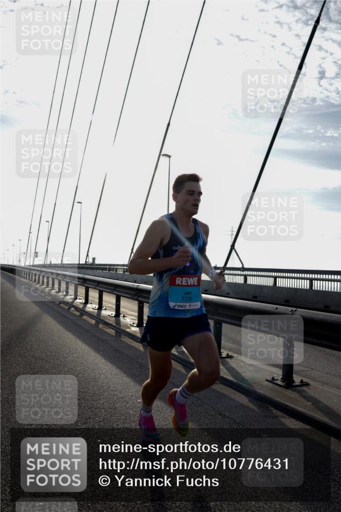 03.10.2026 - Köhlbrandbrückenlauf Yannick Fuchs http://msf.ph/oto/10776431 03.10.2026 09:18:14 Position 1 3735 meine-sportfotos.de