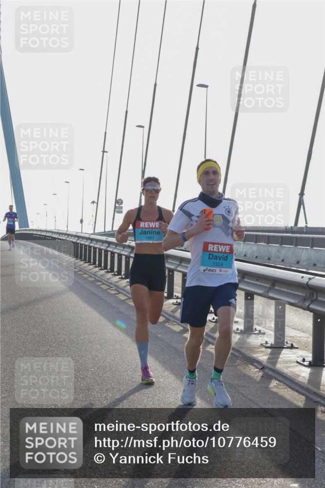 03.10.2026 - Köhlbrandbrückenlauf Yannick Fuchs http://msf.ph/oto/10776459 03.10.2026 09:18:34 Position 1 1467, 1324 meine-sportfotos.de