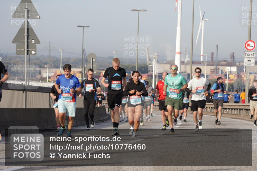 03.10.2026 - Köhlbrandbrückenlauf Yannick Fuchs http://msf.ph/oto/10776460 03.10.2026 09:42:36 Position 2 12, 828, 1500 meine-sportfotos.de