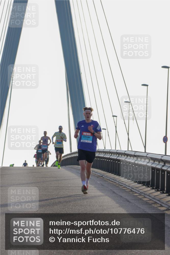 03.10.2026 - Köhlbrandbrückenlauf Yannick Fuchs http://msf.ph/oto/10776476 03.10.2026 09:18:37 Position 1 2172 meine-sportfotos.de