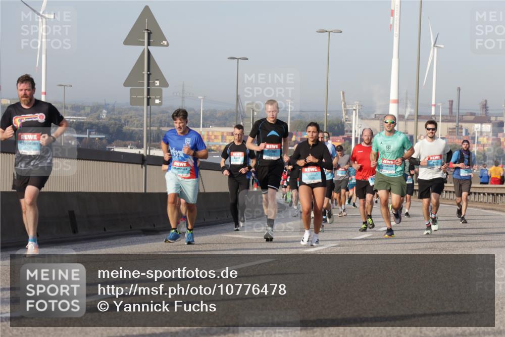03.10.2026 - Köhlbrandbrückenlauf Yannick Fuchs http://msf.ph/oto/10776478 03.10.2026 09:42:37 Position 2 1779 meine-sportfotos.de