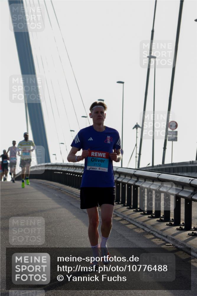 03.10.2026 - Köhlbrandbrückenlauf Yannick Fuchs http://msf.ph/oto/10776488 03.10.2026 09:18:41 Position 1 2172 meine-sportfotos.de