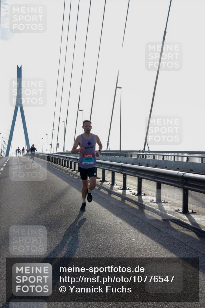 03.10.2026 - Köhlbrandbrückenlauf Yannick Fuchs http://msf.ph/oto/10776547 03.10.2026 09:18:56 Position 1  meine-sportfotos.de