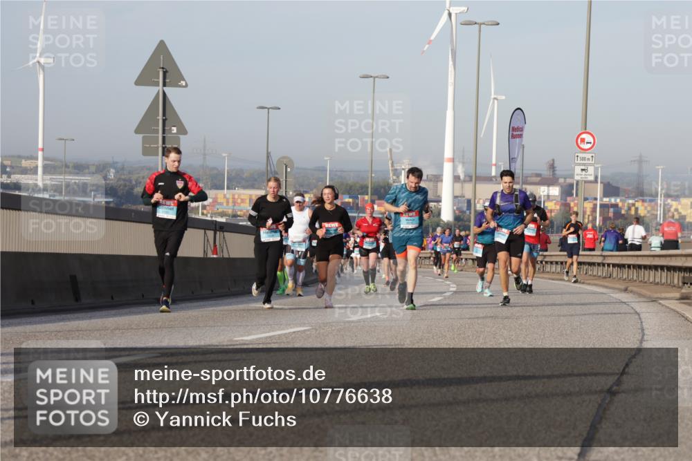03.10.2026 - Köhlbrandbrückenlauf Yannick Fuchs http://msf.ph/oto/10776638 03.10.2026 09:42:52 Position 2 1500 meine-sportfotos.de