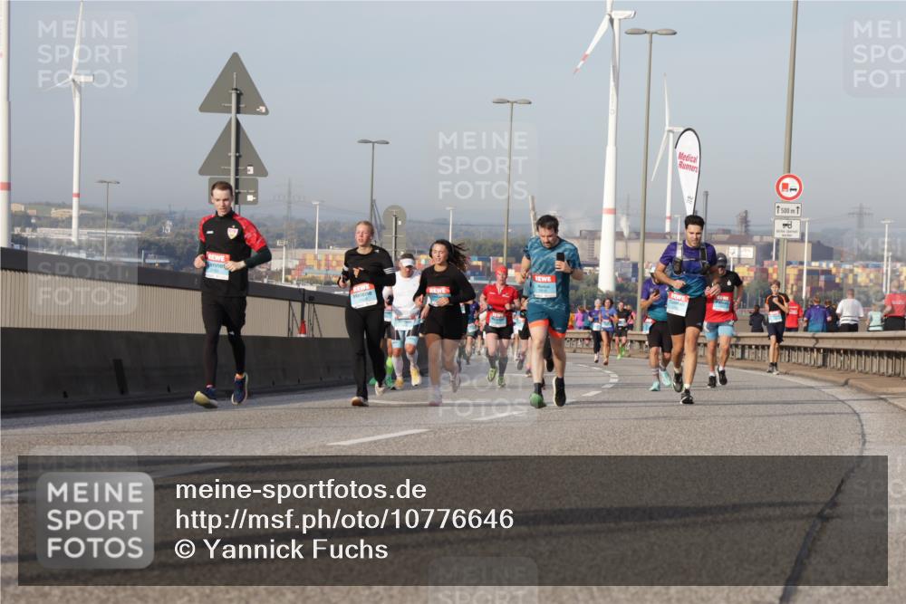 03.10.2026 - Köhlbrandbrückenlauf Yannick Fuchs http://msf.ph/oto/10776646 03.10.2026 09:42:52 Position 2 2, 1500, 1 meine-sportfotos.de