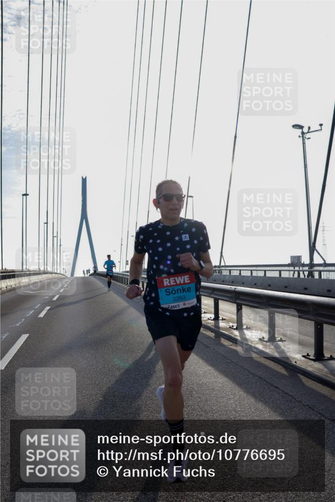 03.10.2026 - Köhlbrandbrückenlauf Yannick Fuchs http://msf.ph/oto/10776695 03.10.2026 09:19:18 Position 1 2263 meine-sportfotos.de