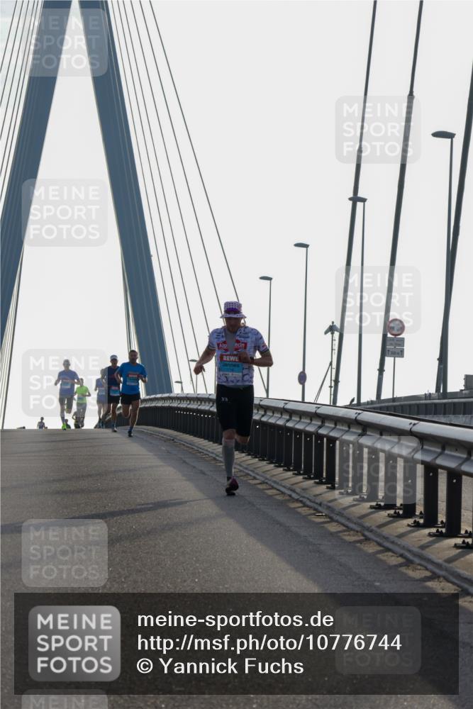 03.10.2026 - Köhlbrandbrückenlauf Yannick Fuchs http://msf.ph/oto/10776744 03.10.2026 09:19:24 Position 1 300 meine-sportfotos.de