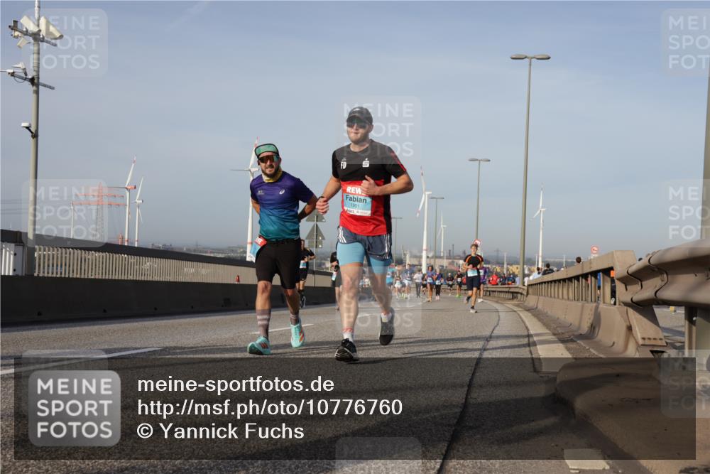 03.10.2026 - Köhlbrandbrückenlauf Yannick Fuchs http://msf.ph/oto/10776760 03.10.2026 09:43:04 Position 2 1901 meine-sportfotos.de