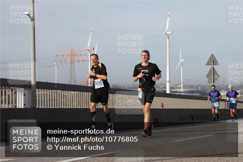 03.10.2026 - Köhlbrandbrückenlauf Yannick Fuchs http://msf.ph/oto/10776805 03.10.2026 09:43:07 Position 2 1694 meine-sportfotos.de
