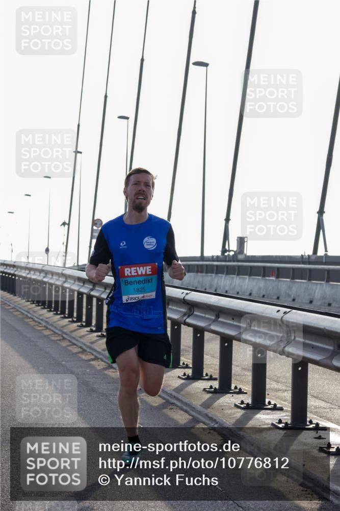 03.10.2026 - Köhlbrandbrückenlauf Yannick Fuchs http://msf.ph/oto/10776812 03.10.2026 09:19:44 Position 1 1825 meine-sportfotos.de