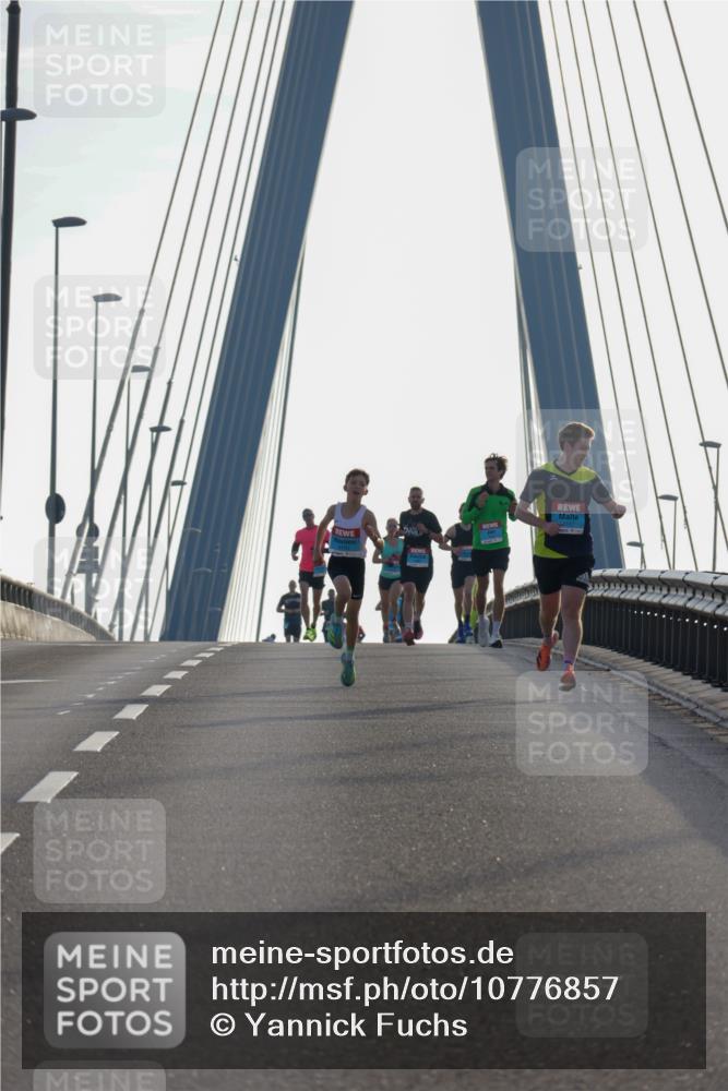 03.10.2026 - Köhlbrandbrückenlauf Yannick Fuchs http://msf.ph/oto/10776857 03.10.2026 09:19:52 Position 1  meine-sportfotos.de