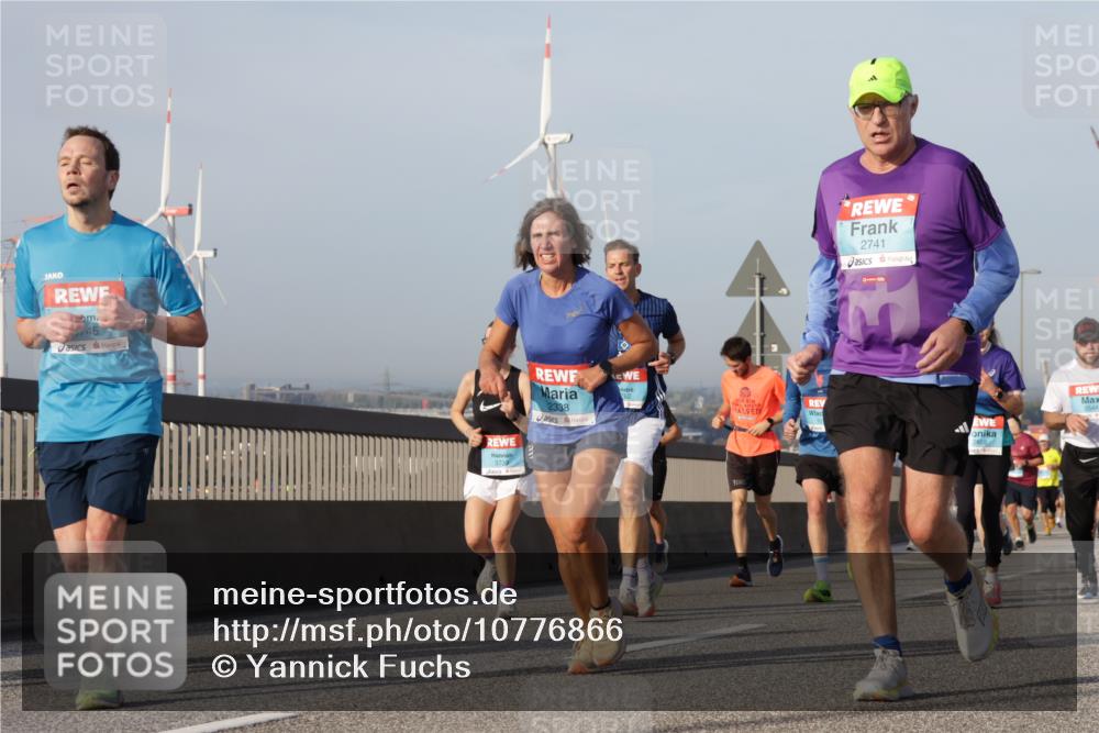 03.10.2026 - Köhlbrandbrückenlauf Yannick Fuchs http://msf.ph/oto/10776866 03.10.2026 09:43:15 Position 2 745, 3739, 2338, 62, 9, 2741, 2469 meine-sportfotos.de