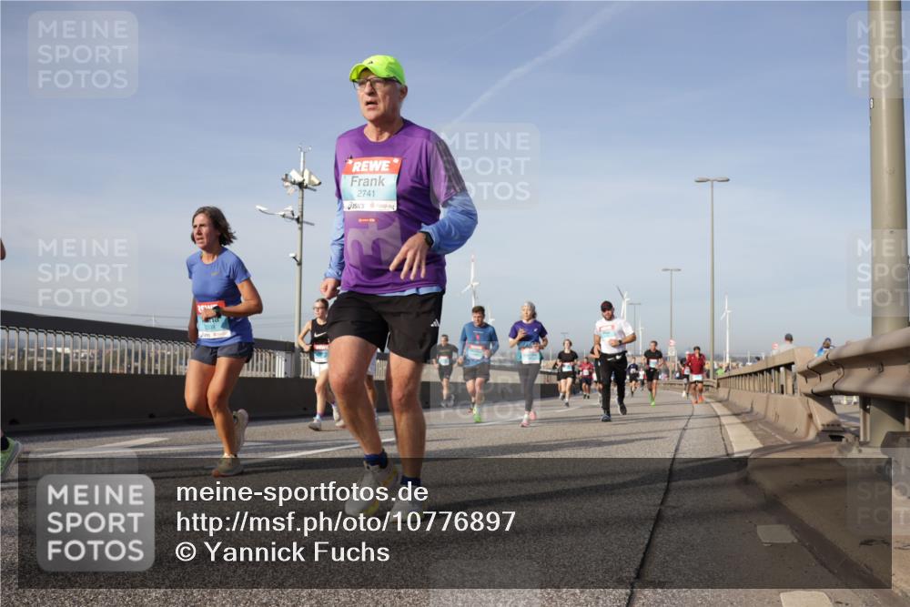 03.10.2026 - Köhlbrandbrückenlauf Yannick Fuchs http://msf.ph/oto/10776897 03.10.2026 09:43:17 Position 2 2741 meine-sportfotos.de