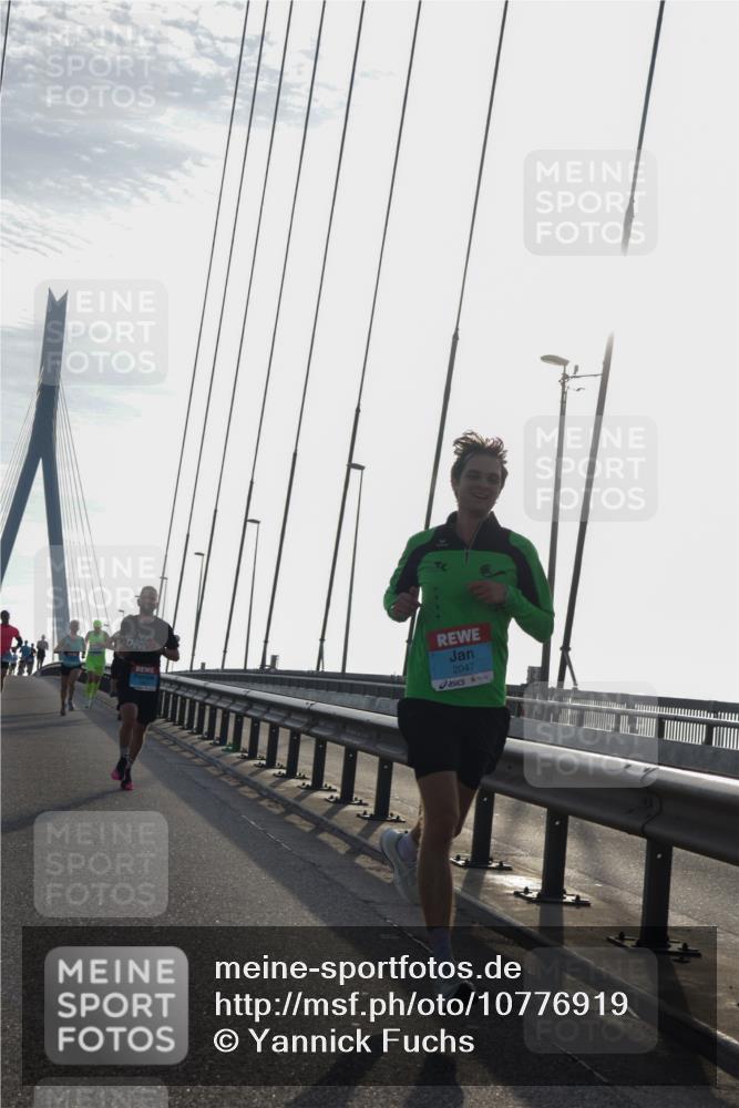 03.10.2026 - Köhlbrandbrückenlauf Yannick Fuchs http://msf.ph/oto/10776919 03.10.2026 09:20:11 Position 1 2047 meine-sportfotos.de