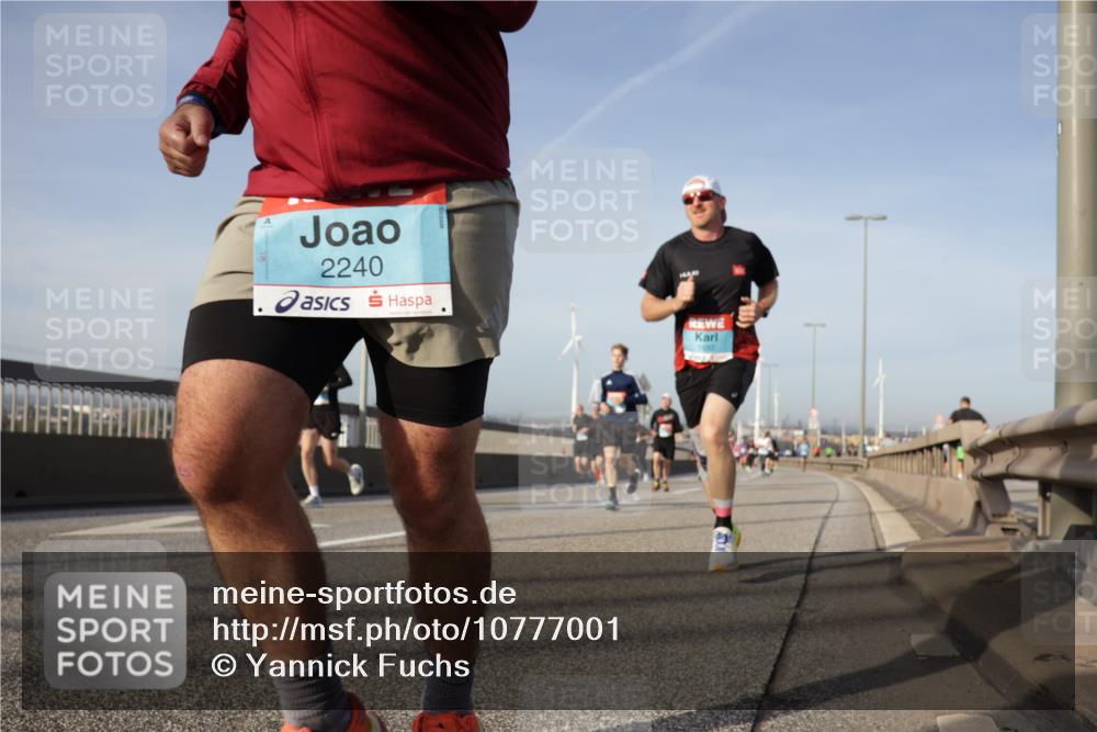 03.10.2026 - Köhlbrandbrückenlauf Yannick Fuchs http://msf.ph/oto/10777001 03.10.2026 09:43:25 Position 2 2240 meine-sportfotos.de
