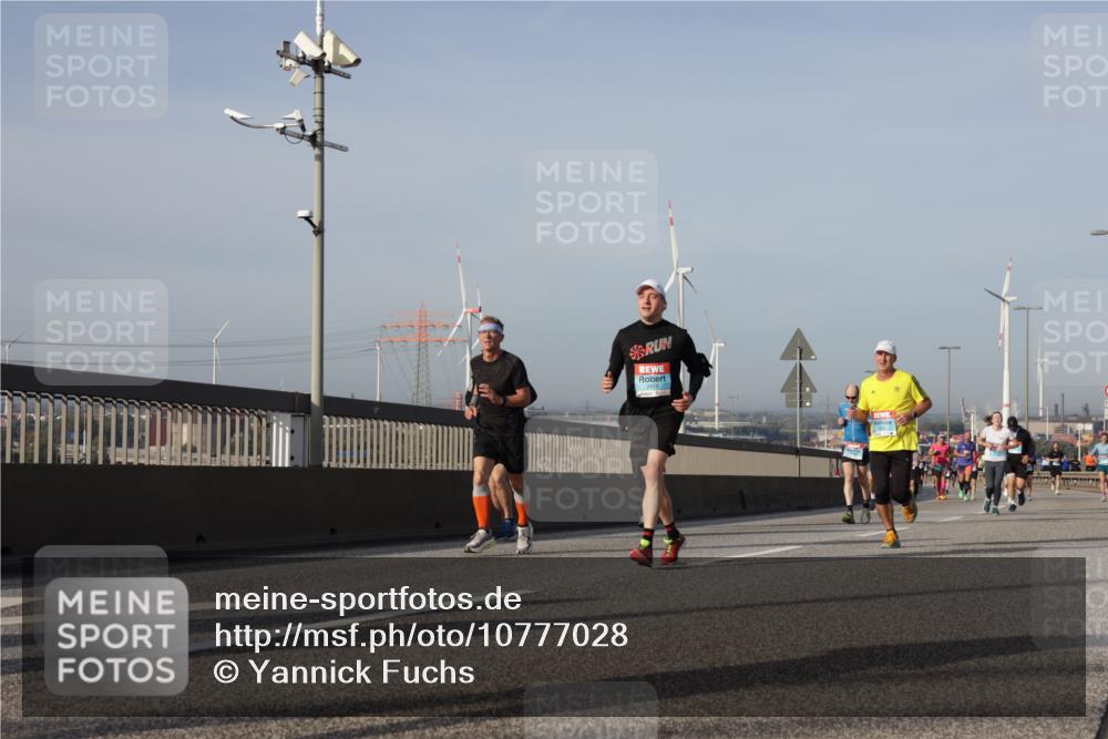 03.10.2026 - Köhlbrandbrückenlauf Yannick Fuchs http://msf.ph/oto/10777028 03.10.2026 09:43:27 Position 2  meine-sportfotos.de