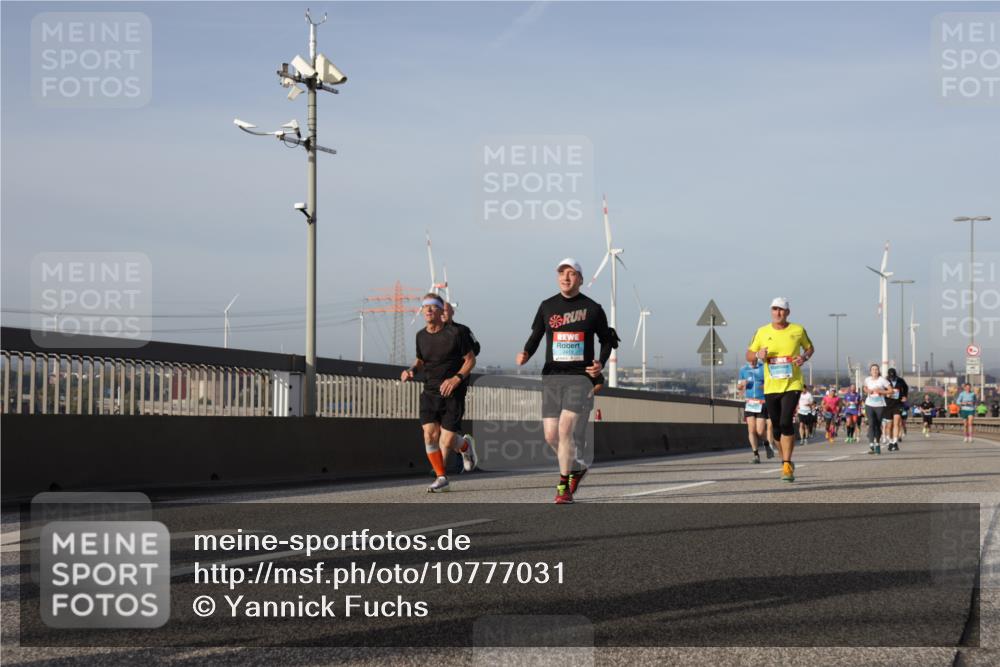 03.10.2026 - Köhlbrandbrückenlauf Yannick Fuchs http://msf.ph/oto/10777031 03.10.2026 09:43:27 Position 2  meine-sportfotos.de