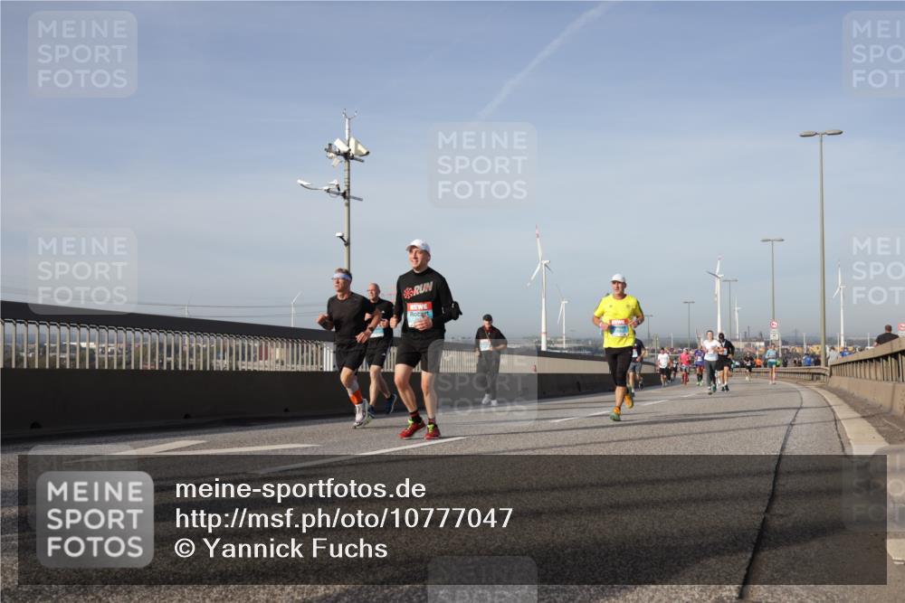 03.10.2026 - Köhlbrandbrückenlauf Yannick Fuchs http://msf.ph/oto/10777047 03.10.2026 09:43:28 Position 2  meine-sportfotos.de