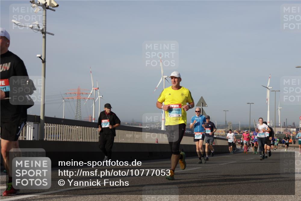03.10.2026 - Köhlbrandbrückenlauf Yannick Fuchs http://msf.ph/oto/10777053 03.10.2026 09:43:29 Position 2 1808 meine-sportfotos.de