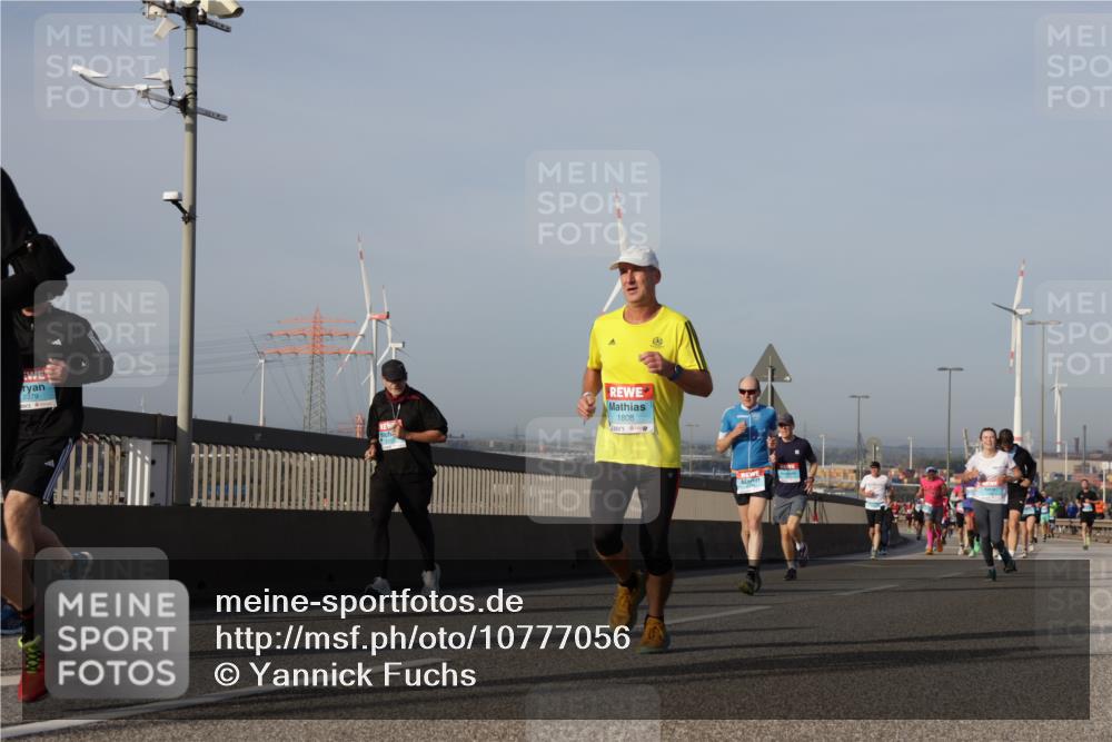 03.10.2026 - Köhlbrandbrückenlauf Yannick Fuchs http://msf.ph/oto/10777056 03.10.2026 09:43:29 Position 2 2379, 1808 meine-sportfotos.de