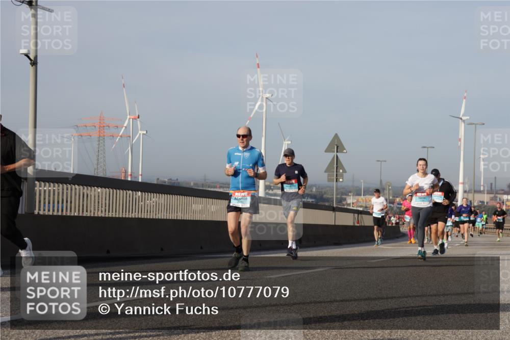 03.10.2026 - Köhlbrandbrückenlauf Yannick Fuchs http://msf.ph/oto/10777079 03.10.2026 09:43:31 Position 2  meine-sportfotos.de