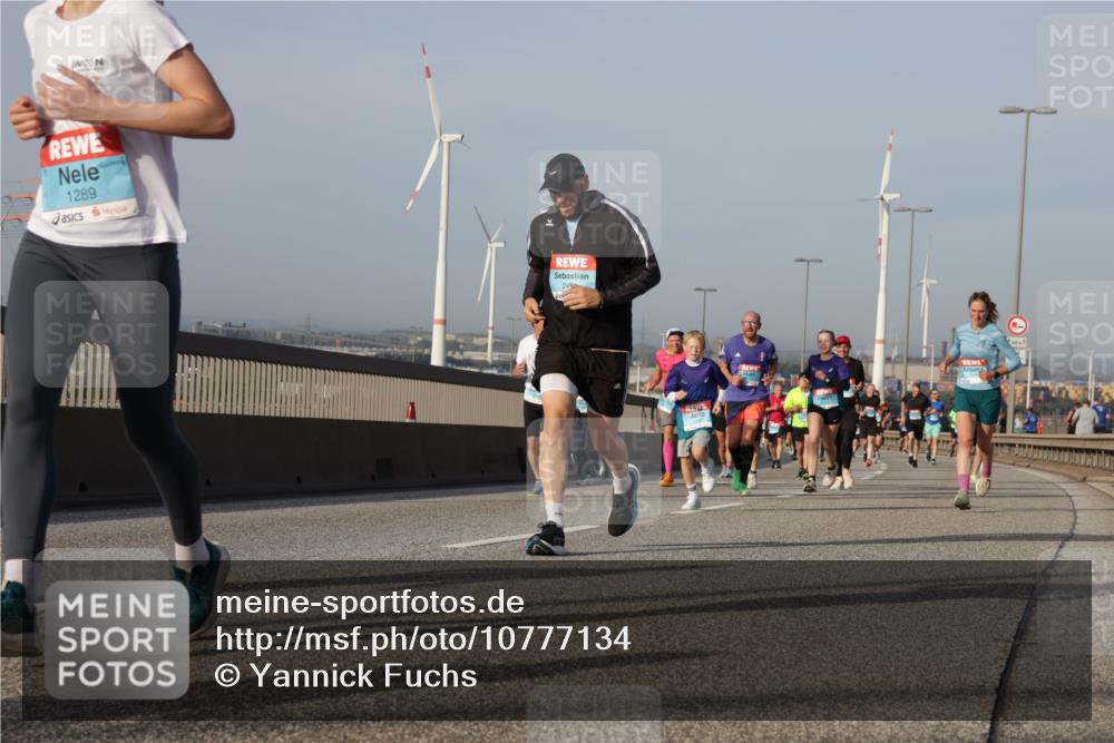 03.10.2026 - Köhlbrandbrückenlauf Yannick Fuchs http://msf.ph/oto/10777134 03.10.2026 09:43:35 Position 2 1289, 24 meine-sportfotos.de