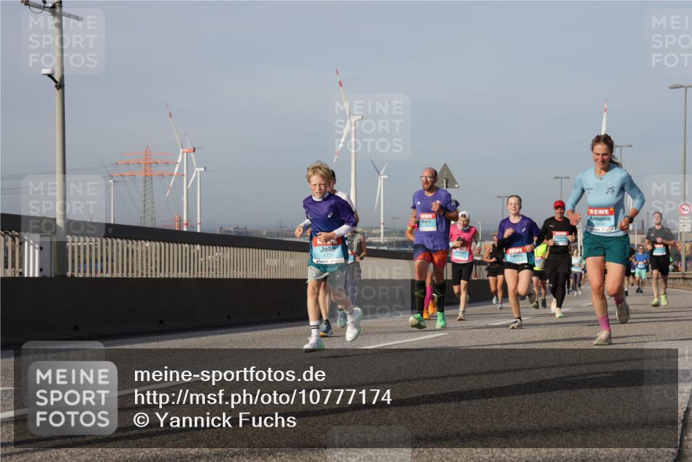 03.10.2026 - Köhlbrandbrückenlauf Yannick Fuchs http://msf.ph/oto/10777174 03.10.2026 09:43:37 Position 2 1731, 1693 meine-sportfotos.de