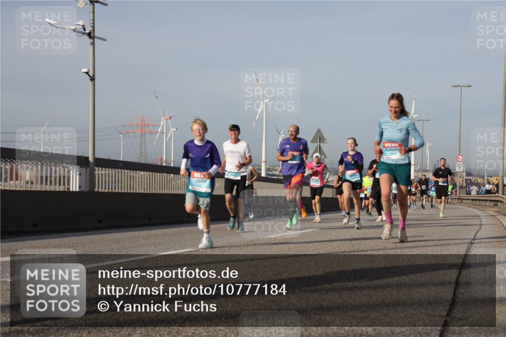 03.10.2026 - Köhlbrandbrückenlauf Yannick Fuchs http://msf.ph/oto/10777184 03.10.2026 09:43:38 Position 2  meine-sportfotos.de