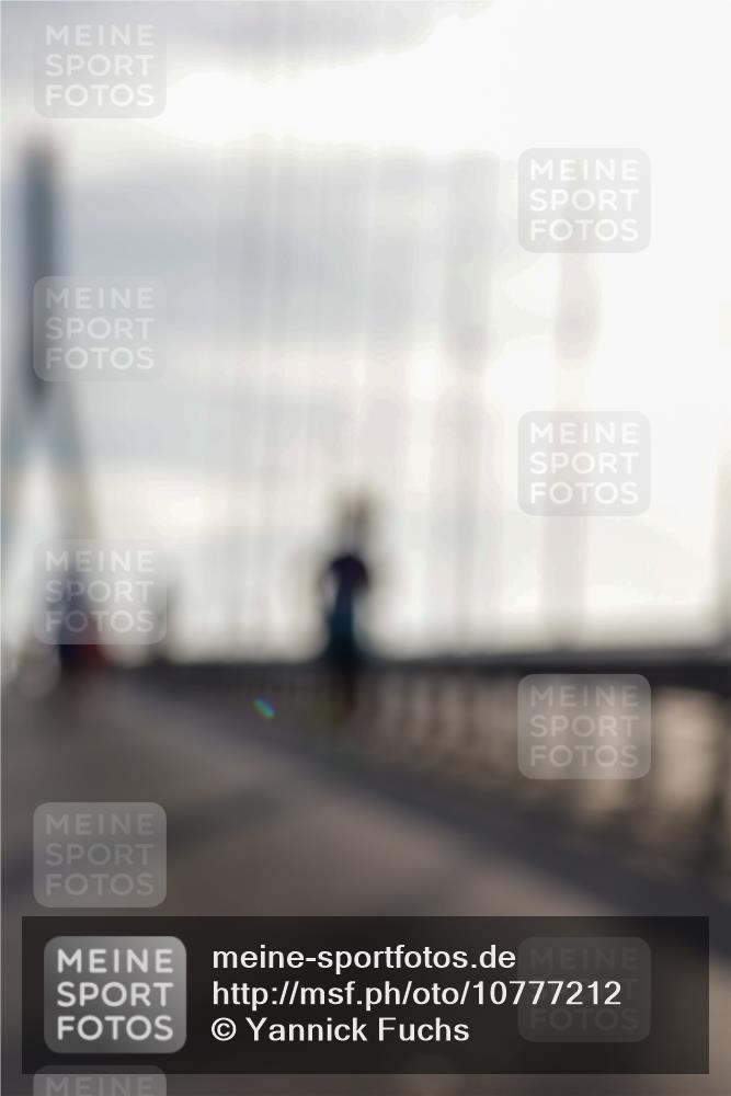 03.10.2026 - Köhlbrandbrückenlauf Yannick Fuchs http://msf.ph/oto/10777212 03.10.2026 09:20:56 Position 1  meine-sportfotos.de